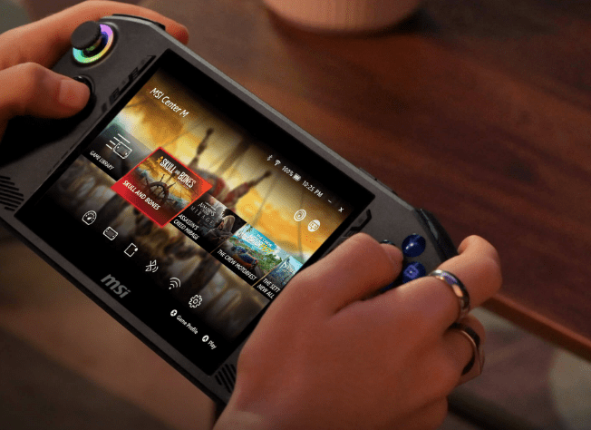 Conoce todos los detalles de la MSI Claw, la consola que cambió el juego en el CES 2024. Descubre cómo su procesador Intel Core Ultra 7 y su exclusiva tecnología Cooler Boost HyperFlow la convierten en la elección definitiva para gamers que buscan rendimiento y estilo.

