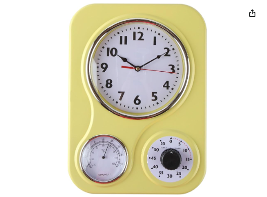 Dale un toque de estilo retro a tu cocina con el Reloj de Pared Amarillo de Lily's Home. Más que un simple reloj, este accesorio cuenta con funciones adicionales que lo hacen imprescindible. Con 9.5 x 13.3 pulgadas de encanto vintage, este reloj no solo marca el tiempo, sino que también eleva la estética de tu cocina a través de su diseño atractivo y funcionalidad excepcional.