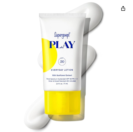 Sumérgete en el mundo del skincare con la crema solar Supergoop. Con una fórmula única que cautiva a las amantes del cuidado de la piel, esta crema no solo ofrece protección solar, sino que también deja tu rostro radiante y listo para cualquier ocasión. Descubre por qué las usuarias la consideran la reina de la protección solar.