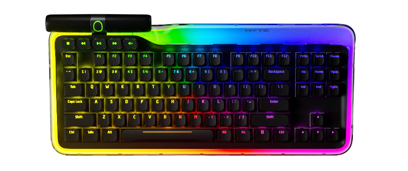 Sumérgete en la experiencia de escritura definitiva con el Hyte Keeb TKL, un teclado mecánico que va más allá de lo convencional. Sus interruptores de tecla patentados Fluffy Lavender ofrecen una suavidad excepcional, mientras que su iluminación RGB intensa crea una experiencia alucinante. Descubre por qué este teclado se ganó nuestro corazón.