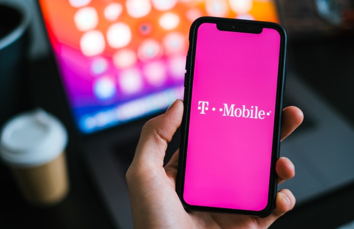 Explora las ofertas irresistibles de T-Mobile para obtener smartphones gratis. Compra, arrienda o aprovecha promociones por tiempo limitado y únete a la red 5G líder.