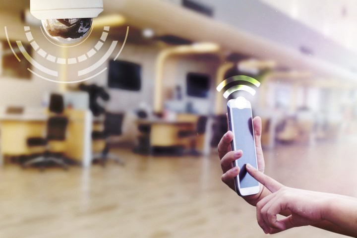 Descubre la Eufy Floodlight Camera 2: máxima seguridad con reflectores potentes. ¡Oferta del 27% en Amazon por tiempo limitado!