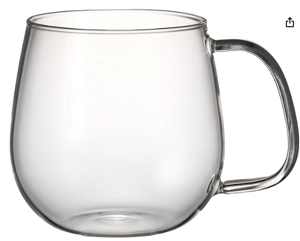 Para aquellos que valoran la estética y la practicidad, la taza Kinto Unitea es una obra de arte de vidrio procedente de Japón. Con capacidad para 15 oz, esta taza es apta para microondas y lavavajillas, ofreciendo comodidad sin sacrificar el estilo.