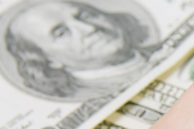 Explora el mundo del impuesto al patrimonio en Estados Unidos con esta guía completa. Desde definiciones clave hasta quién debe encargarse de los trámites, este artículo proporciona una visión integral para aquellos que buscan comprender mejor este importante aspecto del sistema tributario.




