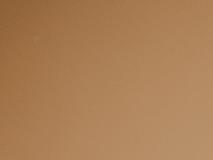 Mejora tu experiencia de bebida con la Ember Mug 2. Tecnología avanzada, fácil de usar y lavar a mano. Aprovecha el descuento en Amazon, $26 de ahorro.