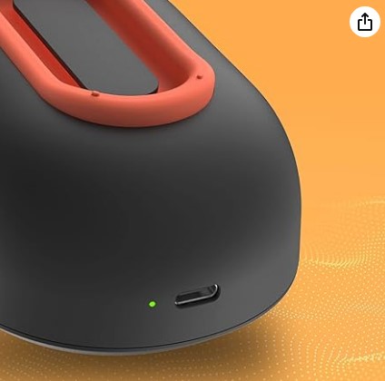 Conoce el Skullcandy Ounce, un altavoz Bluetooth económico que no compromete la calidad, ofreciendo un sonido potente y nítido, controles intuitivos y una conectividad confiable, todo ello envuelto en un diseño compacto y resistente que se adapta a tu estilo de vida activo.