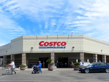 Sumérgete en un mundo de descuentos y calidad con las mejores ofertas de Costco para el 01 de marzo. Desde la Correa deportiva Apple Watch SE hasta el Juego de cubiertos bañados en oro Towle Contes, estas ofertas exclusivas te ofrecen la oportunidad de mejorar tu vida a precios irresistibles. ¡Ahorra en tecnología, hogar y más con descuentos que no querrás perder!