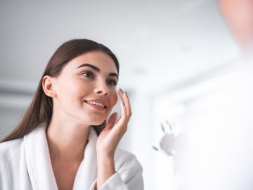 ¿Buscas el mejor humectante facial? Averigua si La Roche-Posay Toleriane es la opción ideal.