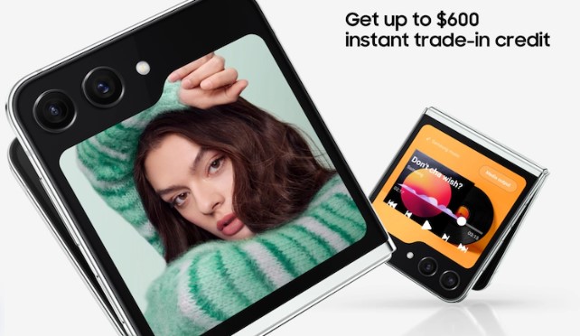 Explora la comodidad de un teléfono compacto con el Galaxy Z Flip 5 de Samsung. Su pantalla externa permite un uso conveniente sin abrir el teléfono, ideal para los amantes de la tecnología en movimiento. Aprovecha el descuento de hasta $600 mediante el programa de canje y obtén este dispositivo por un precio sorprendente de $400.

