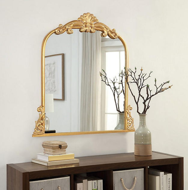 Transforma tu hogar con el espejo de pared Azalea Park Filigree de Sam's Club. Con su diseño sofisticado y detalles elaborados, este espejo se convierte en el centro de atención de cualquier habitación, proporcionando un ambiente acogedor y lleno de estilo.