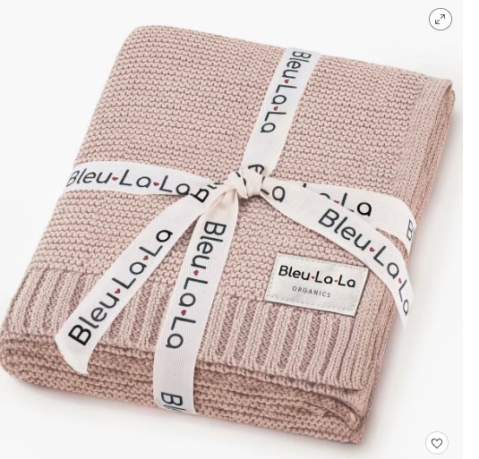 La manta envolvente para bebé de algodón orgánico es un accesorio imprescindible para cualquier padre. Aunque aún no cuenta con reseñas, su calidad y diseño garantizan la satisfacción del cliente. Aprovecha el descuento del 25% al comprar en línea y brinda a tu bebé el mejor cuidado desde el principio.