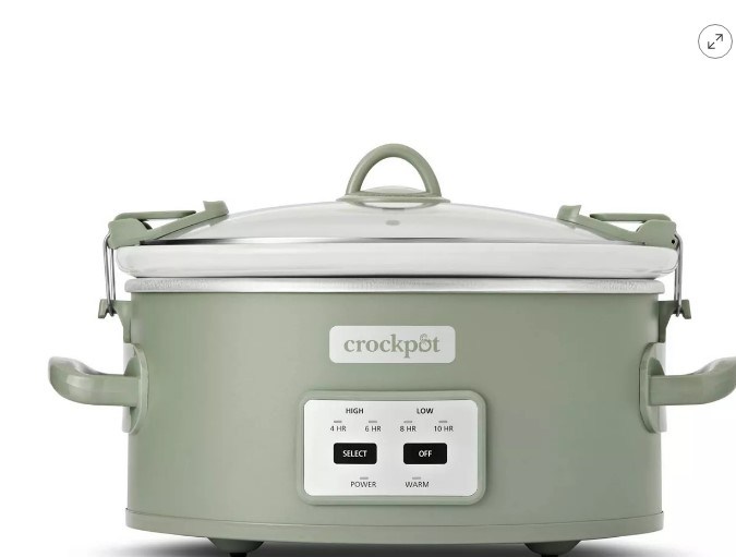 Si has considerado tener una, ahora es el momento perfecto para hacerlo. Con un precio inferior a $50, esta olla de 6 cuartos es una ganga que no querrás dejar pasar. Encuéntrala en Target por solo $42.