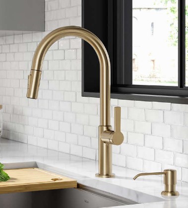 Simplifica tus tareas diarias en la cocina con el grifo de cocina de extracción KRAUS, ahora disponible en Costco a un precio reducido. Con su diseño ergonómico y su función de extracción suave, este grifo facilita el lavado de platos y la limpieza.