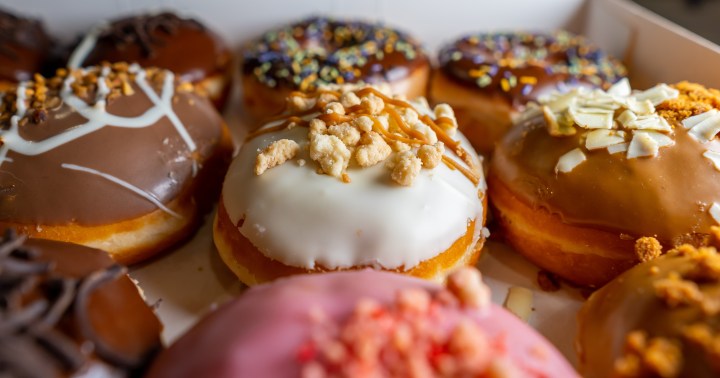 Gana puntos, recibe regalos y disfruta de beneficios exclusivos con el nuevo programa Krispy Kreme Rewards. ¡Empieza a ganar hoy mismo!