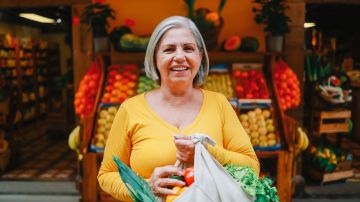 3. Ahorra dinero y disfruta de sabores auténticos: guía de lugares latinos económicos para comer en Estados Unidos, desde supermercados hasta restaurantes familiares.