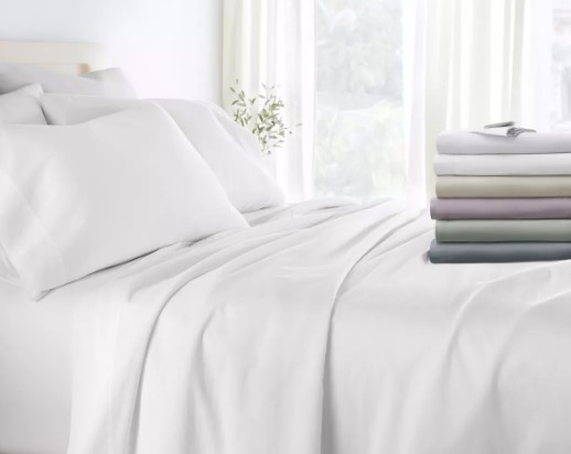 Sumérgete en un sueño reparador cada noche con el juego de sábanas de 4 piezas de Becky Cameron. Fabricadas con algodón de alta calidad y tejido de satén, estas sábanas son la elección perfecta para cualquier persona que valore el confort y la calidad