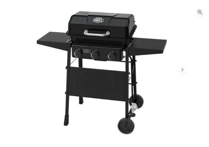 Compra la parrilla de gas Expert Grill de 3 quemadores. Ahorra $11.00, ahora solo $96.00. ¡Perfecta para asados al aire libre!
