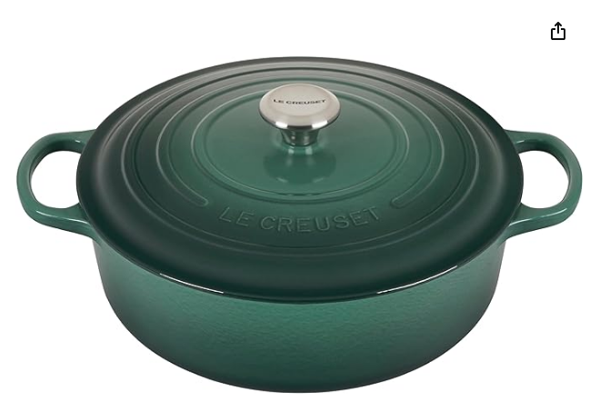 Con una calificación promedio de 4.7 estrellas y respaldado por cientos de opiniones positivas, el Horno Holandés Le Creuset es un éxito entre los clientes.