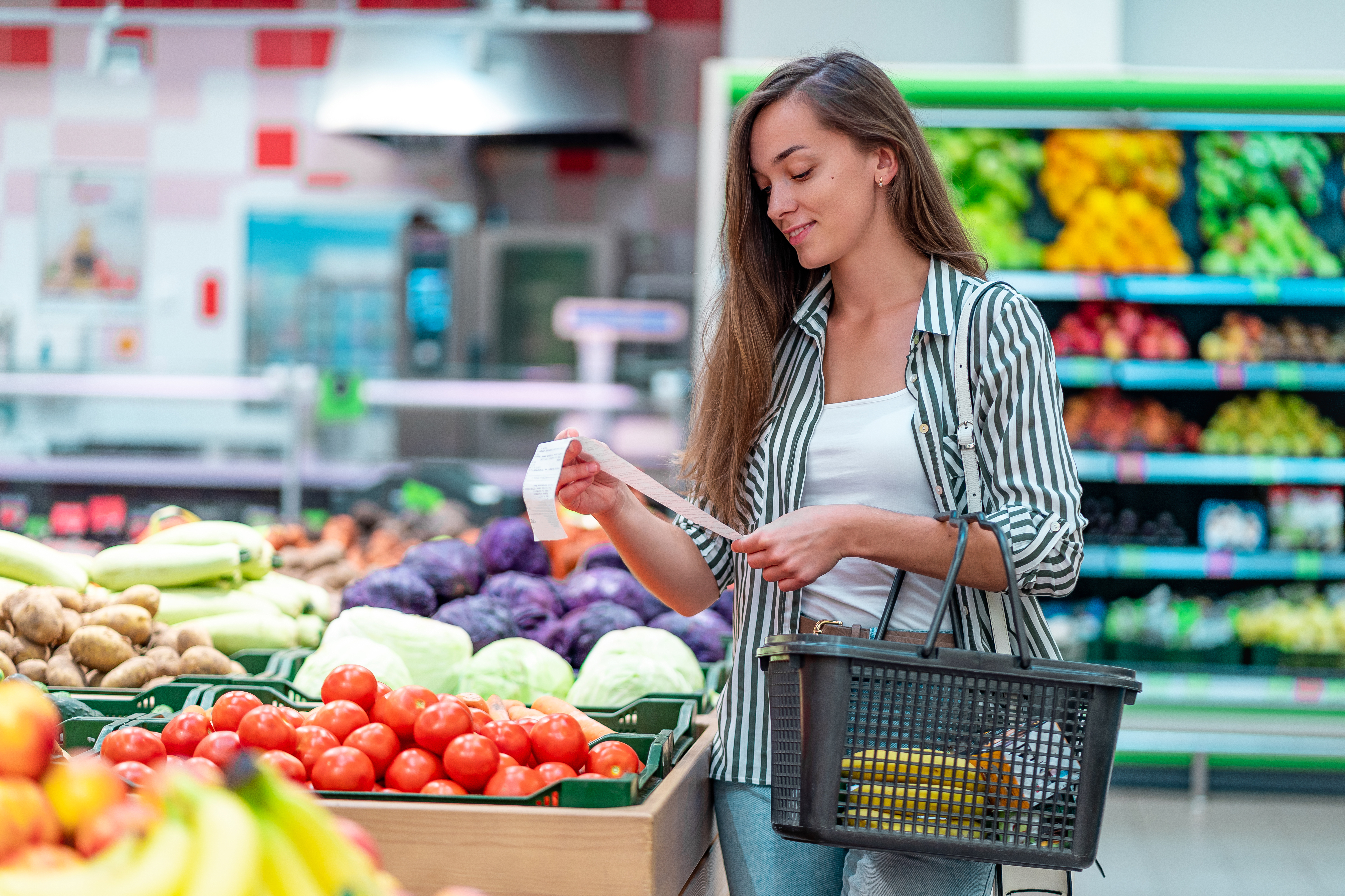 Programas sociales para alimentos: Accede a cupones SNAP y otras ayudas gubernamentales para comprar alimentos en Estados Unidos.