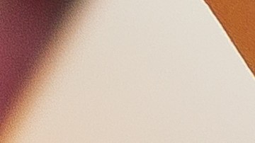 Reduce costos adicionales preparando comidas en casa, proporcionando pañales y aprovechando programas de asistencia.