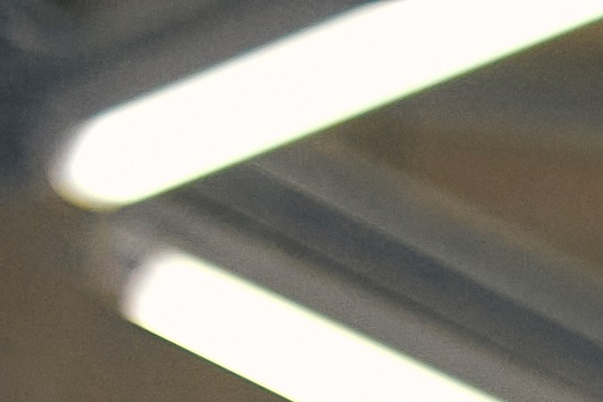 Compra online en Amazon, Newegg y B&H Photo para comparar precios y aprovechar envíos gratuitos.