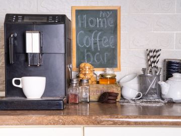 Aprovecha esta oportunidad única para obtener una cafetera de alta gama a un precio accesible y disfrutar de café de calidad profesional en casa.