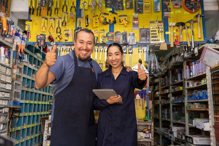 Oportunidades Laborales sin Barreras Idiomáticas: Explora 5 Carreras Gratificantes.
