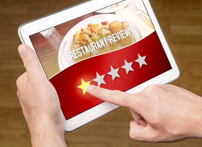 ¡No te pierdas estas estrategias para ahorrar en restaurantes en Estados Unidos! Disfruta de deliciosas comidas fuera de casa sin gastar una fortuna.