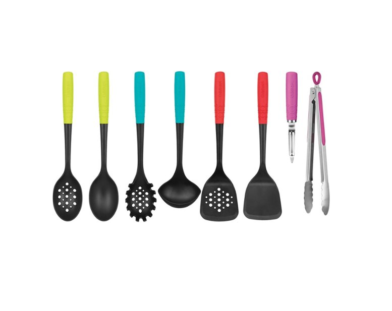 El juego de utensilios Cuisinart de 8 piezas ofrece una mezcla perfecta de utilidad y diseño para tu cocina. Confeccionados en nylon durable, estos utensilios aseguran un uso seguro en superficies delicadas y son una excelente opción para cocinar con tranquilidad. Aprovecha su precio especial de $17.99 en Best Buy y dale un toque de estilo a tus preparaciones diarias. Tú