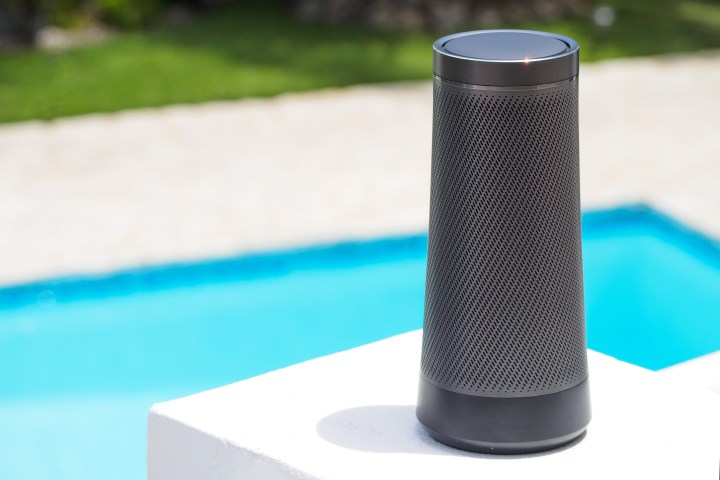 Sonido de alta definición, Bluetooth 5.3, emparejamiento TWS y hasta 24 horas de reproducción: este altavoz Bluetooth lo tiene todo. ¡Cómpralo ahora con un 67% de descuento!