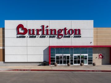 Renueva tu guardarropa y tu hogar con las increíbles ofertas del evento Red Hot Clearance Event de Burlington. ¡A partir del 8 de julio!