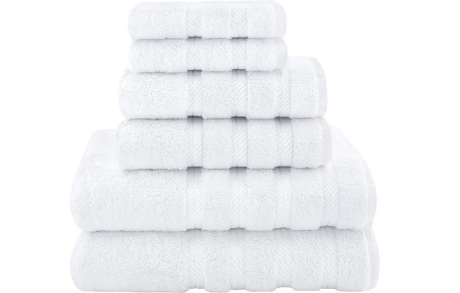 ¡Toallas suaves y absorbentes que te encantarán! El juego de toallas de 6 piezas American Soft Linen está confeccionado con algodón turco 100% de la más alta calidad. ¡Ahorra un 58% y renueva tu baño con estilo! (Precio original: $79,99).