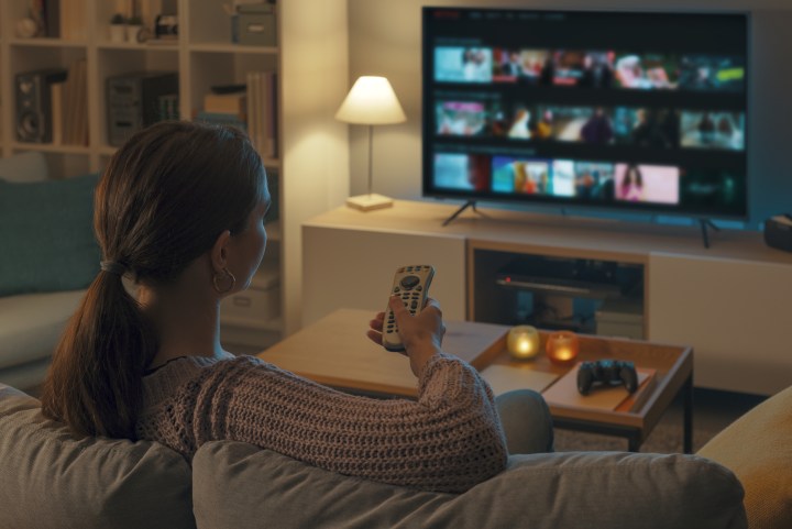 Este televisor ofrece tecnología QLED, resolución 4K Ultra HD, HDR, Smart TV con Google TV y mucho más, todo por un precio accesible.No te pierdas esta oferta, ¡compra el tuyo hoy mismo!