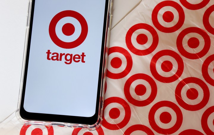 ¡Compra inteligentemente con Target! Encuentra los mejores precios en maletas, ropa para niñas, televisores, ratones inalámbricos y máquinas arcade. ¡No te pierdas estas ofertas increíbles!