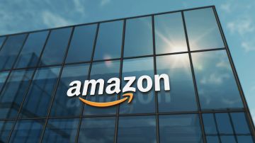 Aprovecha las ofertas de Amazon del 26 de julio: descuentos en el Amazon Fire TV Stick, aspiradora Dyson V8 Extra, bolsa de lona Felipe Varela y más productos a precios rebajados. ¡Compra ahora y ahorra en grande!