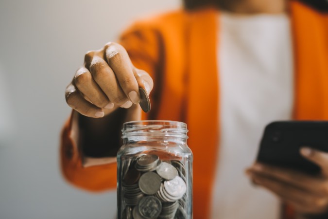 La psicología del ahorro te proporciona las herramientas y estrategias necesarias para construir un futuro más seguro y próspero.