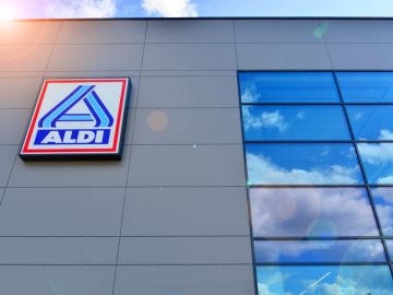 Jeanette Hurt revela trucos para pagar menos en Aldi. Conoce cómo obtener descuentos en carnes y productos frescos y maximiza tu presupuesto.