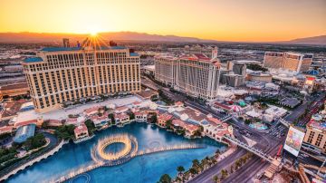 Las Vegas no es solo para adultos. ¡Disfruta de un viaje en familia inolvidable con nuestros paquetes turísticos económicos! Diversión para todos los gustos y edades.
