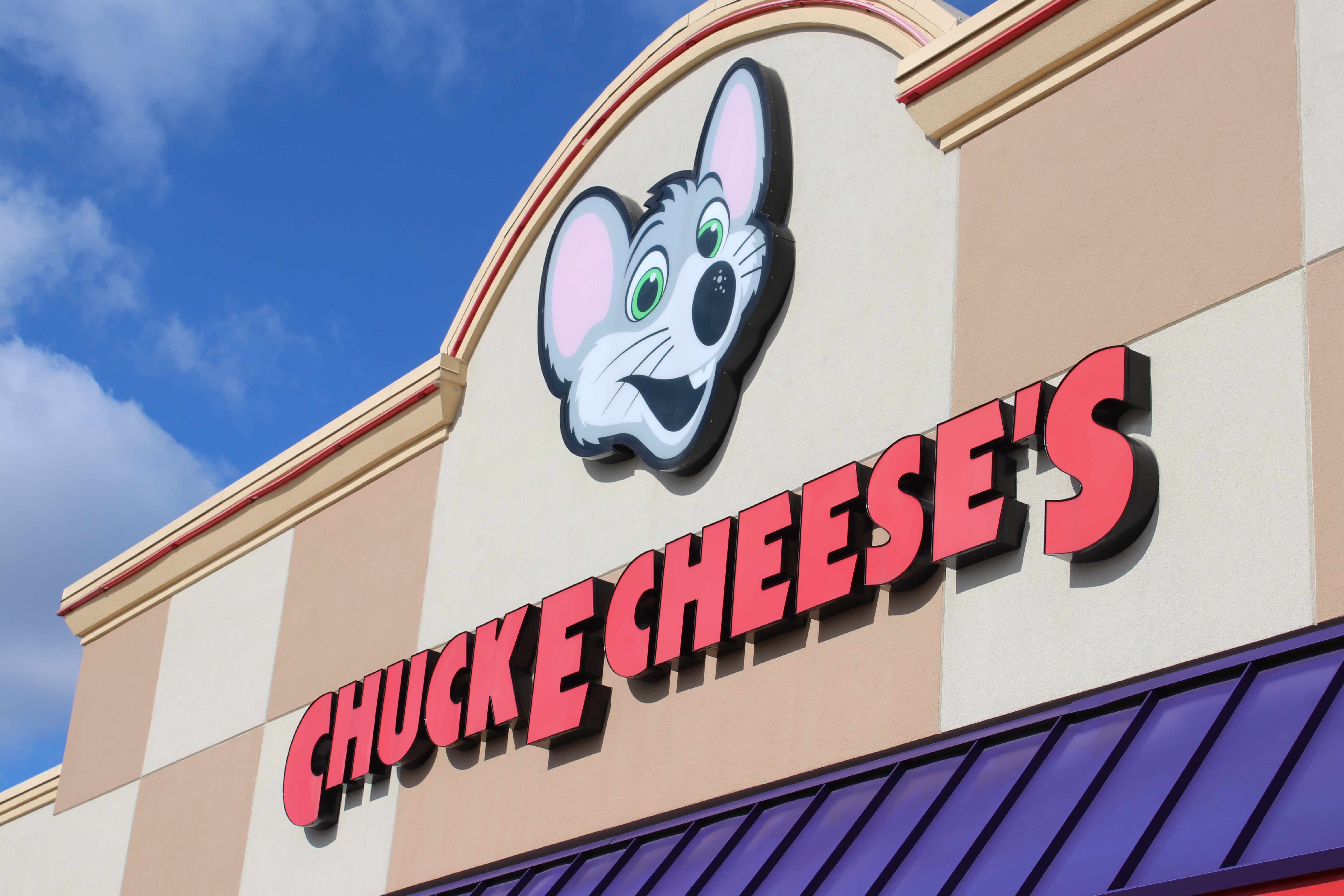 Chuck E. Cheese presenta FunPass: un programa de suscripción que ofrece juegos diarios, descuentos y visitas ilimitadas. ¡Conoce más!