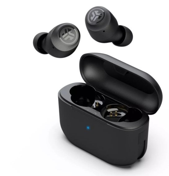 Auriculares inalámbricos JLab GO Air Pop en oferta en Target. Llévalos con un descuento de $5 y disfruta de hasta 32 horas de reproducción.