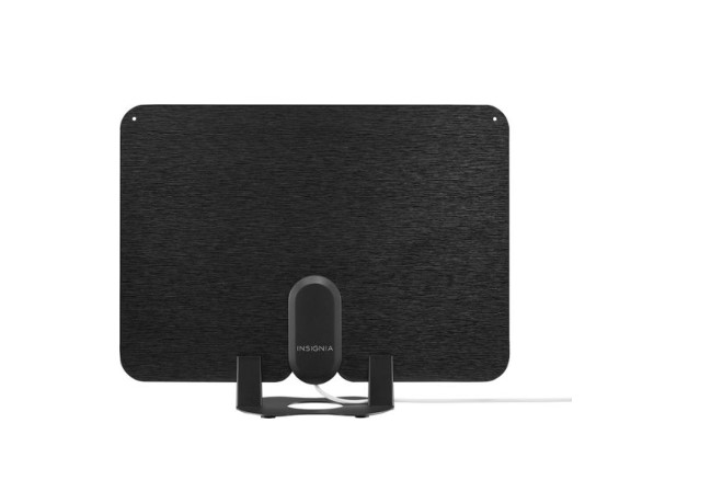 Recibe más canales con la antena HDTV de Insignia. Con un alcance de 60 millas, ¡aprovecha su precio rebajado a $24.99!
