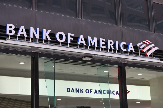 ¿Quieres hacer crecer tus ahorros? Bank of America tiene las mejores opciones de inversión para los latinos en Estados Unidos.