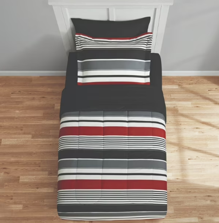 Ahorra $3.00 en el juego de edredón reversible de Mainstays en Walmart. Consíguelo por $26.96 y elige recogerlo hoy mismo en tienda o disfruta de devoluciones gratis.






