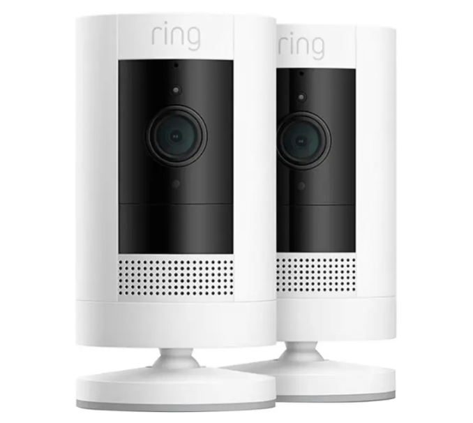 Asegura tu espacio con las cámaras de seguridad Ring Stick Up: ideales para interiores y exteriores, 1080p y sin cables. Solo $160, antes $179.99.