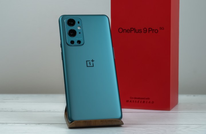 Descubre la increíble oferta de OnePlus para Halloween. Compra uno de tus smartphones de gama alta y recibe un segundo dispositivo gratis. ¡No lo dejes pasar!