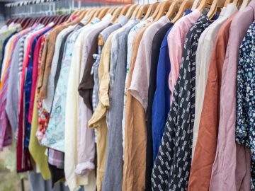 Tiendas de ropa outlet y más en EE.UU. Conoce dónde comprar moda asequible en Estados Unidos y actualiza tu armario sin salirte del presupuesto.