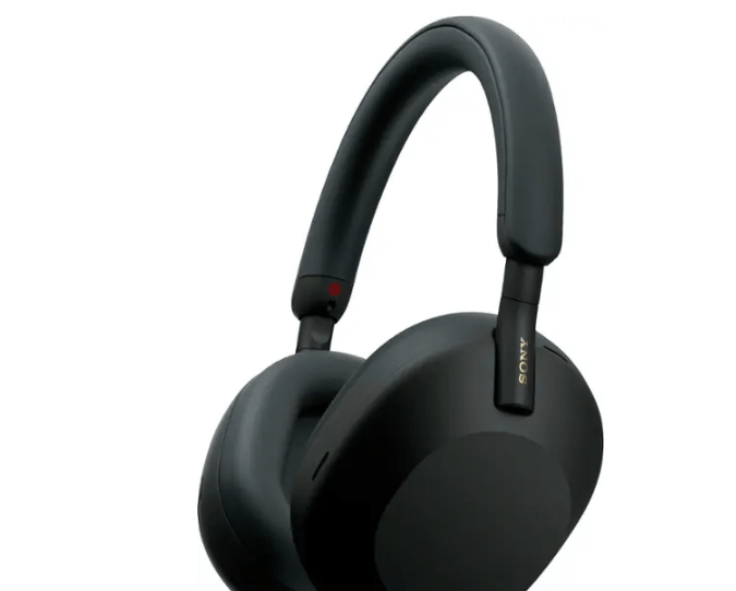 Los auriculares Sony WH1000XM5 están en descuento a $299.99. Con cancelación de ruido y una calificación de 4.7 estrellas, son perfectos para cualquier ocasión.

