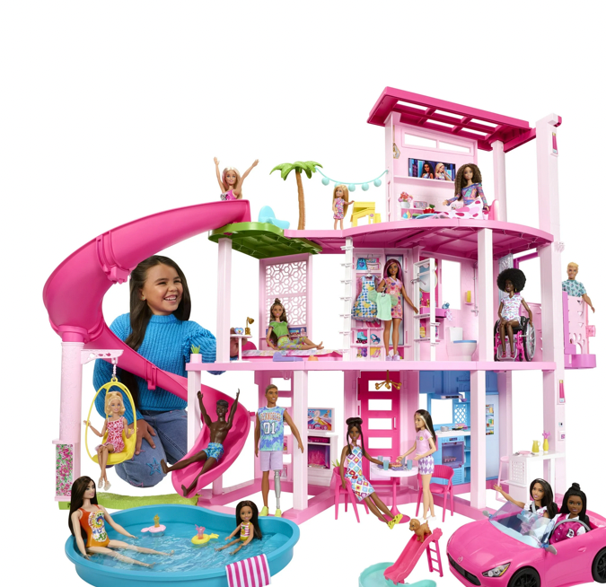 ¡Crea un mundo de fantasía con la Casa de Muñecas Barbie Dreamhouse! Con piscina, tobogán y muchos accesorios, la diversión nunca termina. ¡Ahora a un precio increíble!