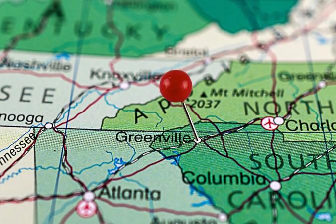 Greenville ofrece empleo, estabilidad económica y un bajo costo de vida. ¡Descubre por qué es la mejor opción para latinos en USA!
