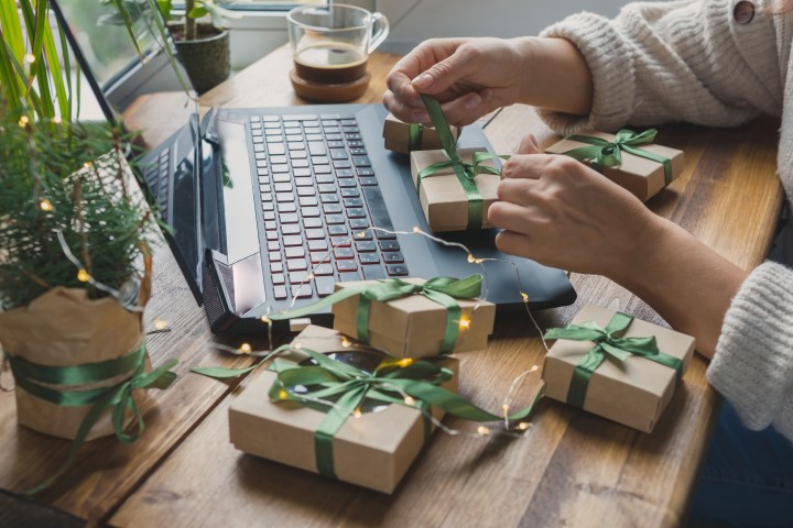 Desde altavoces Bluetooth hasta aspiradoras inteligentes, estos regalos tecnológicos harán que esta Navidad sea inolvidable. ¡Encuentra el ideal!